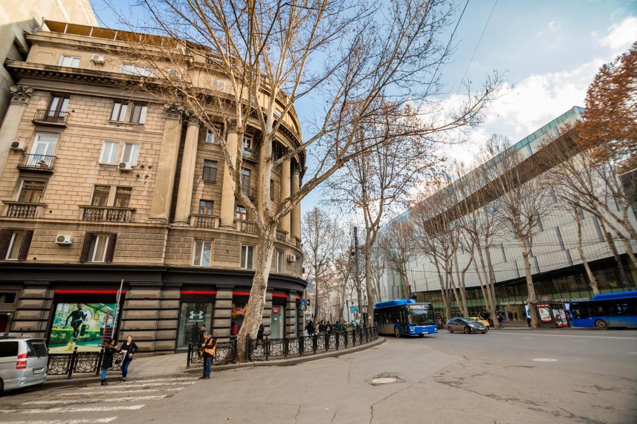 Apartment Gallery Rustaveli 1 Tiflis Dış mekan fotoğraf