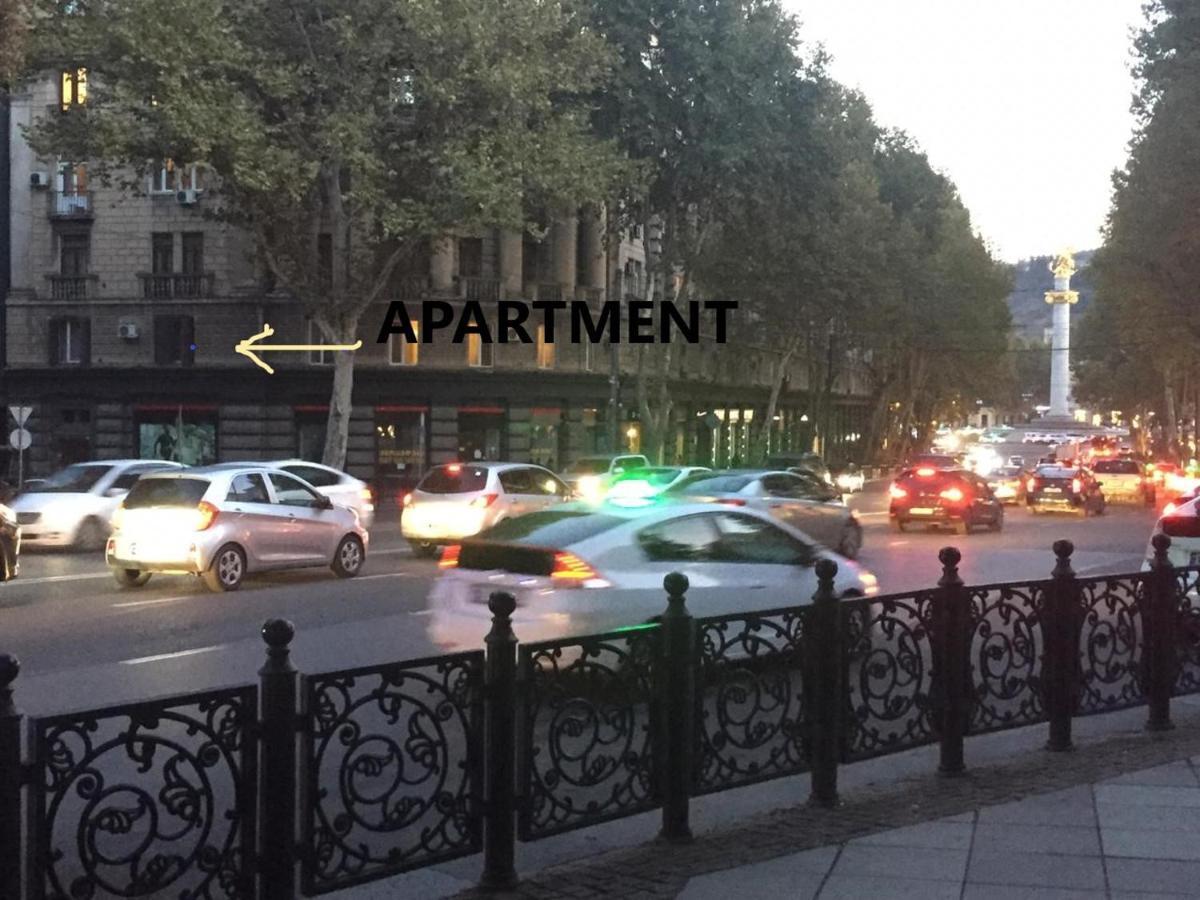 Apartment Gallery Rustaveli 1 Tiflis Dış mekan fotoğraf